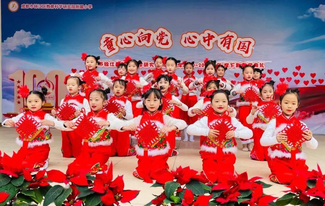 西吉大山深处的篮球场，黄土地上最接地气的“村BA”